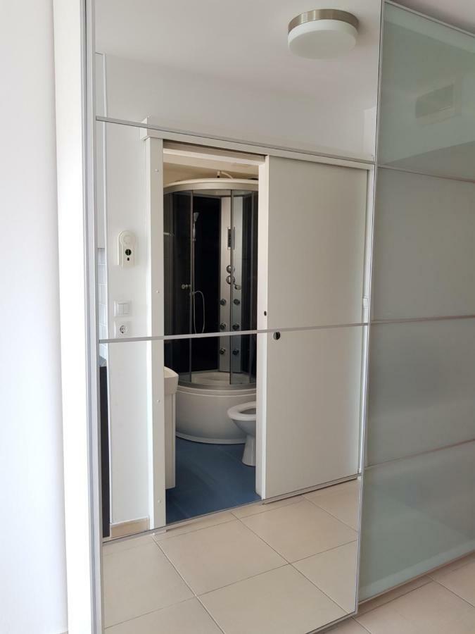 Cozy&elegant New In Bucharest